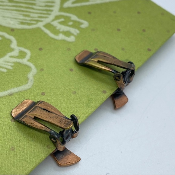 Vintage Copper Mod Clip On Earrings - Picture 7 of 8